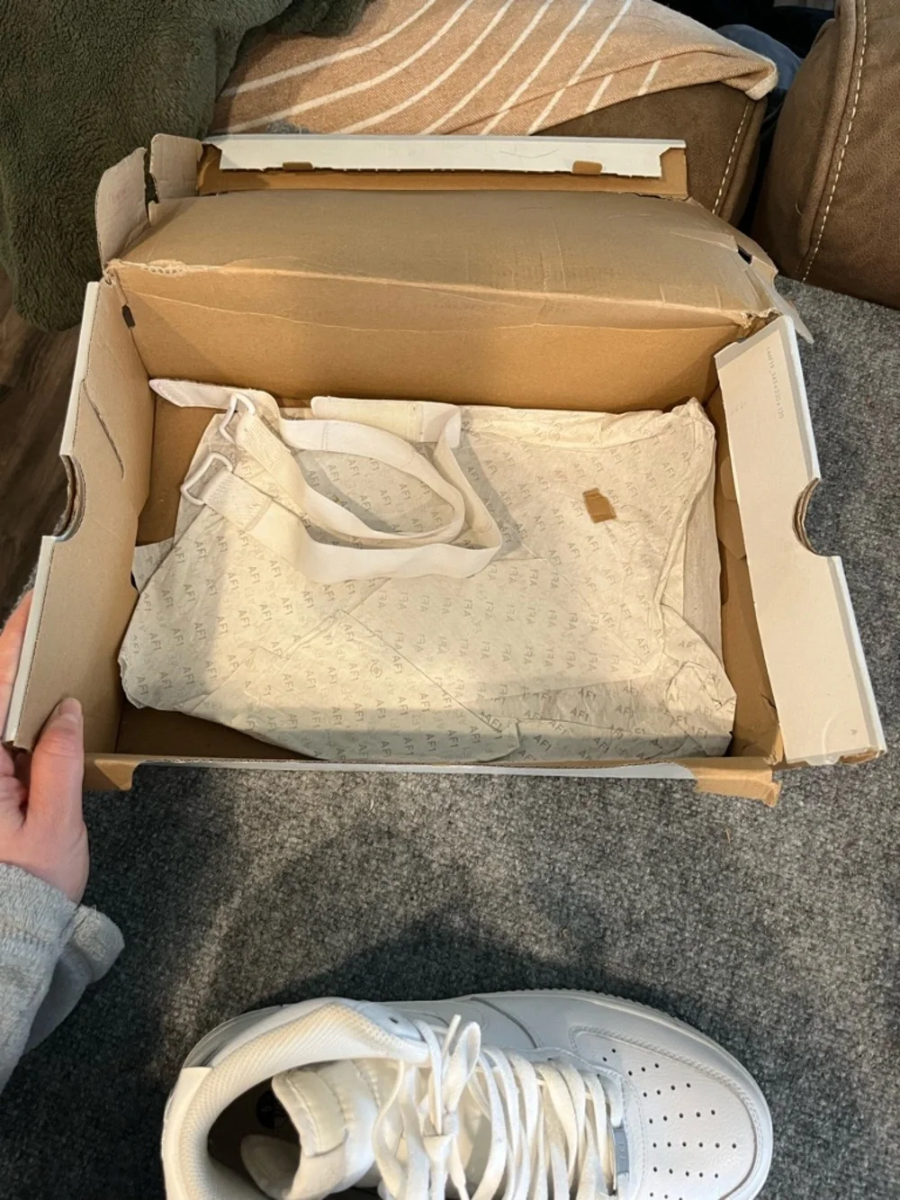 Nike Air Force 1 White High Top Size 9 Men’s